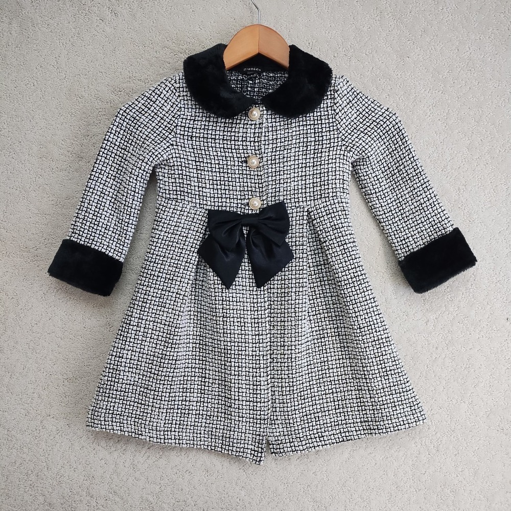 Zunie Coat Girls 5 Tweed Faux Fur Collar Pearl Buttons Bow Dressy Black White